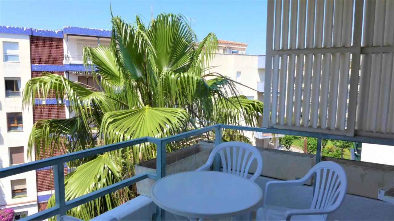Apartamentos Colon ซาลอว์ ภายนอก รูปภาพ