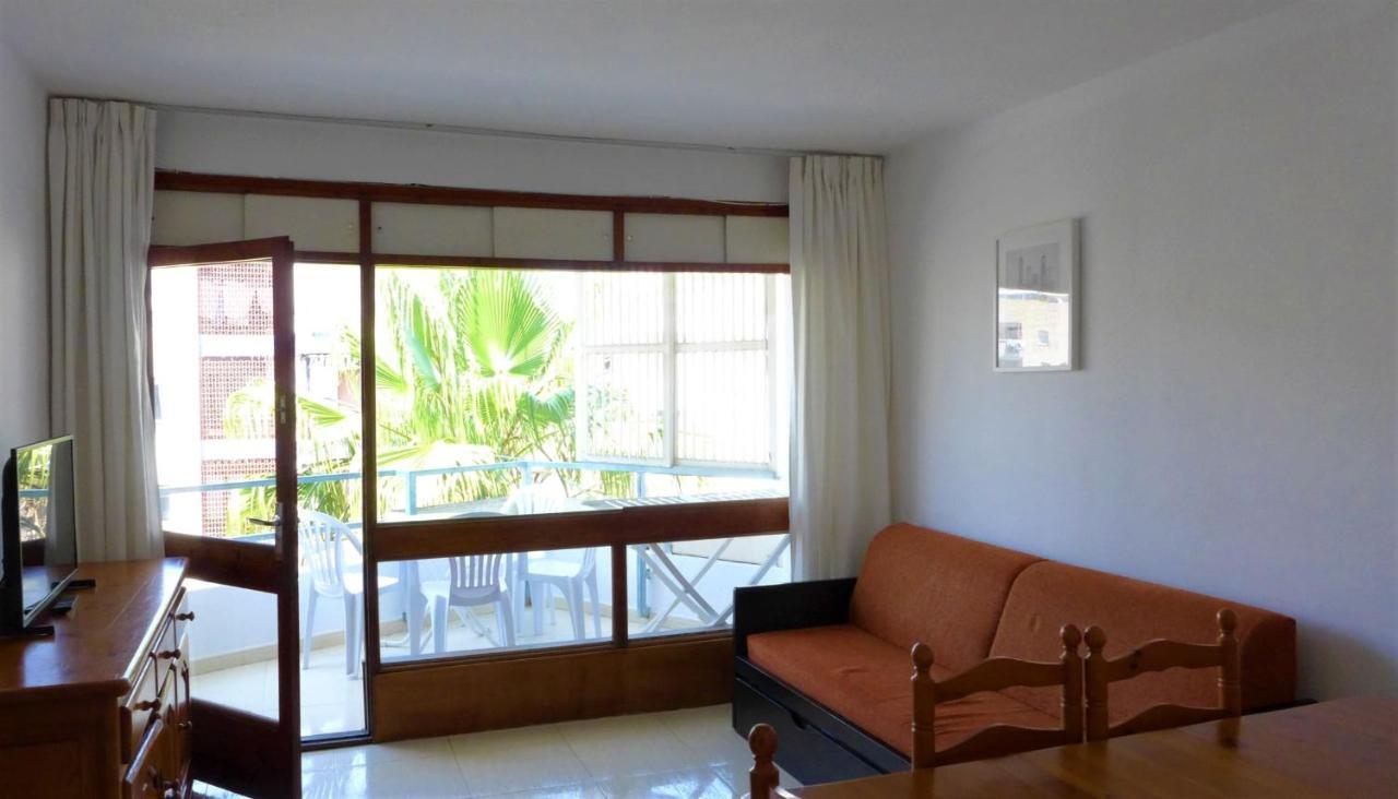 Apartamentos Colon ซาลอว์ ภายนอก รูปภาพ