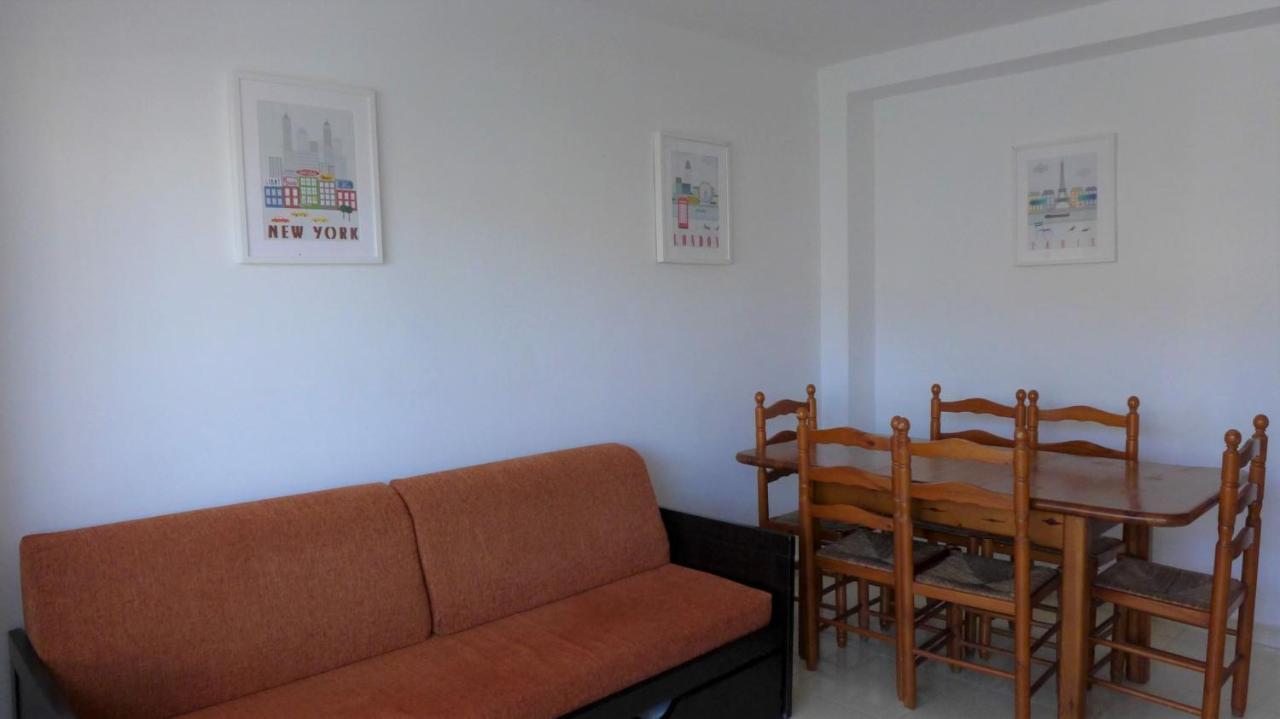 Apartamentos Colon ซาลอว์ ภายนอก รูปภาพ